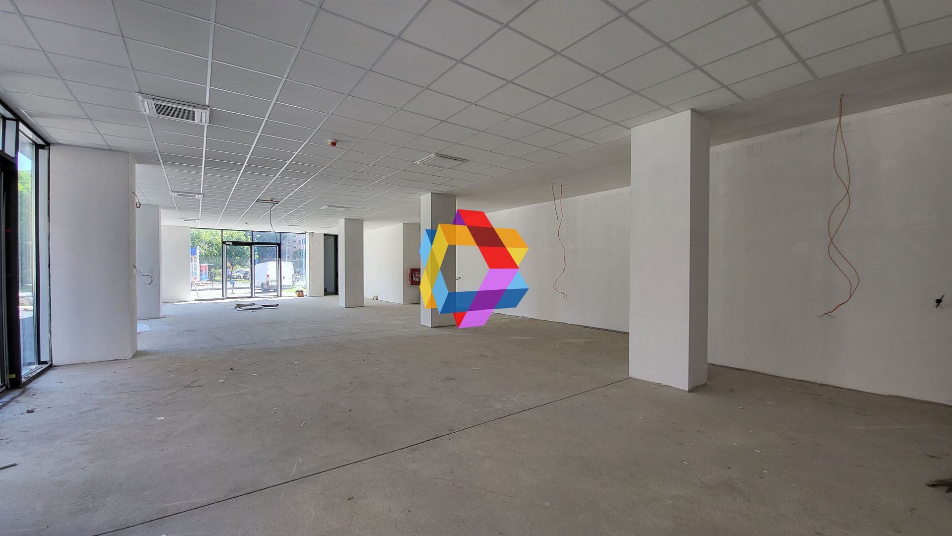 Spatiu comercial- 200 mp # PLUS Spatii comerciale - Poză 1