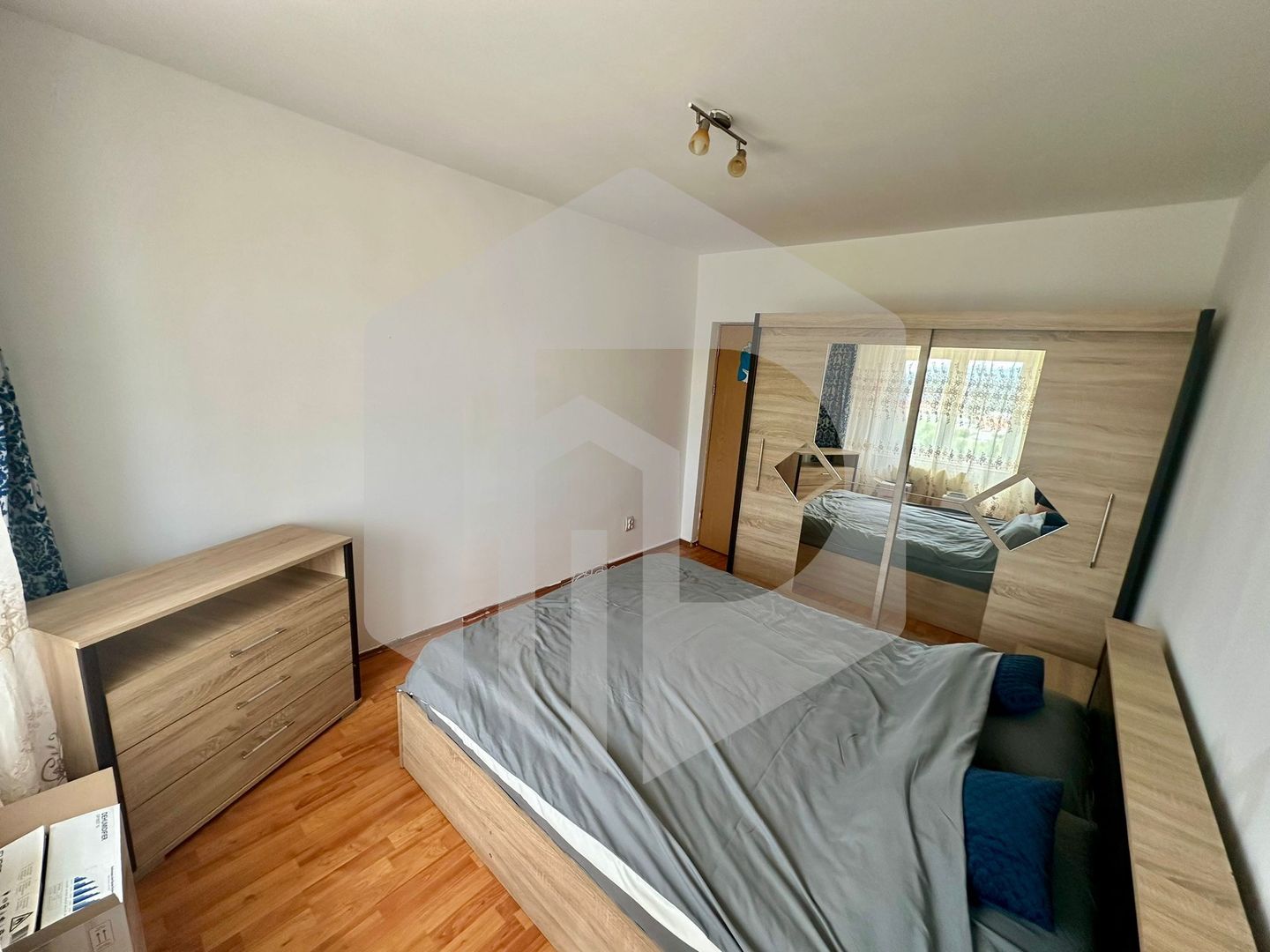 Apartament 3 camere | 81.81mpu | 2 Dormitoare | Str. Semaforului - Poză 4