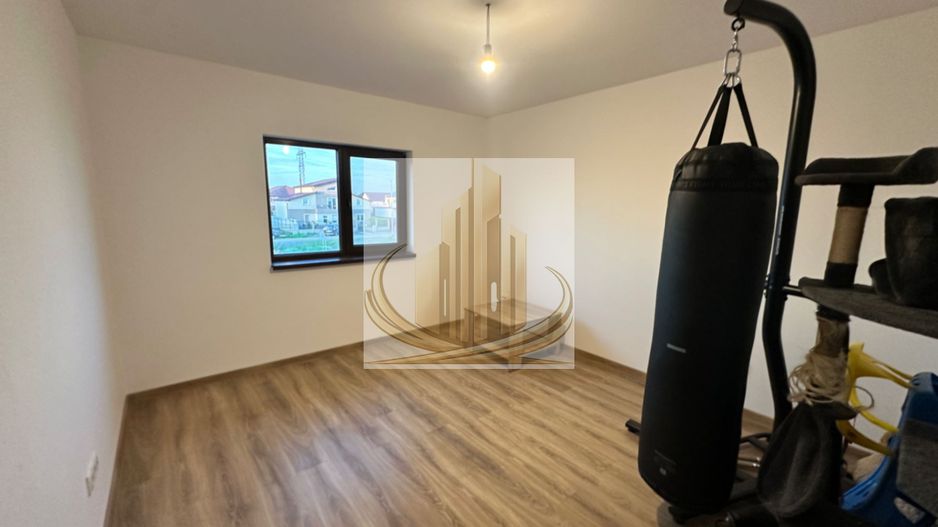 Duplex Dumbrăvița 5 camere 300 mp teren - Poză 9