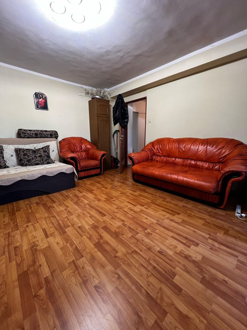 Apartament 3 camere decomandat - Colentina - Poză 1