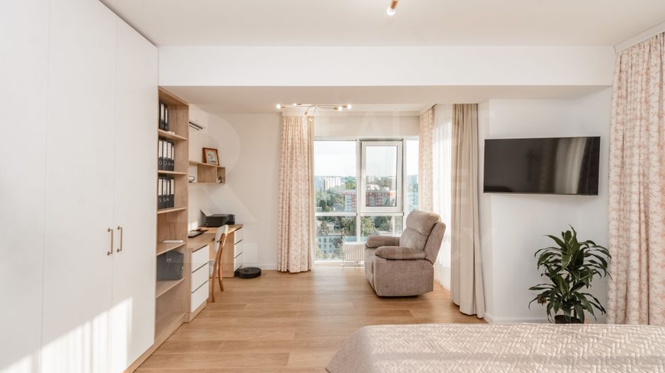 Vânzare, apartament, 2 dormitoare + living- 82 mp, Buiucani - Poză 8