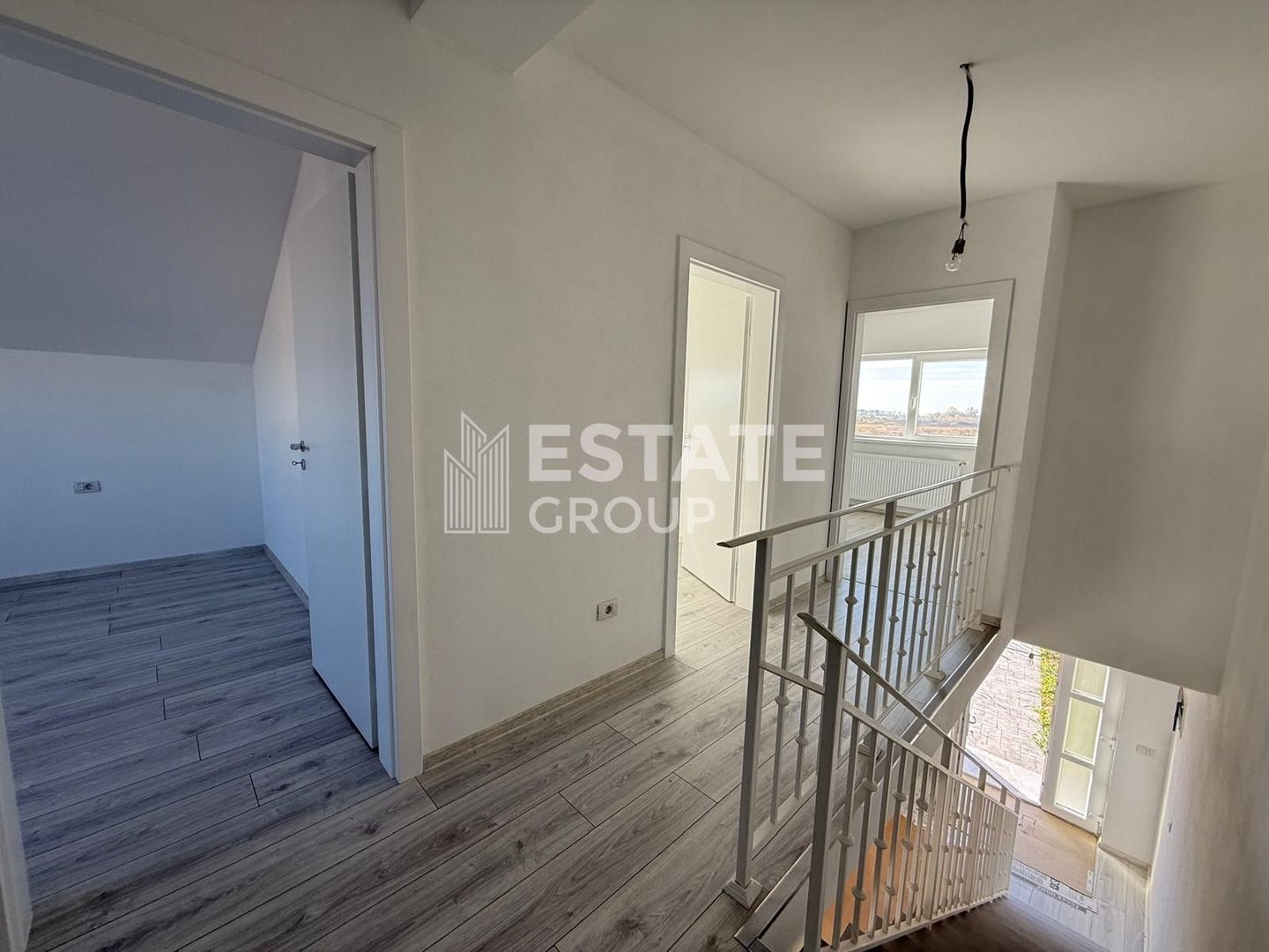 Mosnita Noua, finisat la cheie - Poză 6