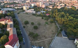 Teren intravilan 3.855mp | Potential de dezvoltare 80-85apt | Spitalul Judetean - Poză 1