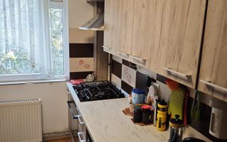 Apartament 3 Camere cu Centrală Proprie și Parcare – Sector 3 - Poză 12