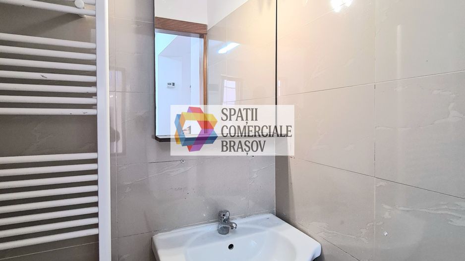 Spatiu închiriere Brasov, Republicii gang - 50 mp  # spatii-comerciale-brasov.ro - Poză 6