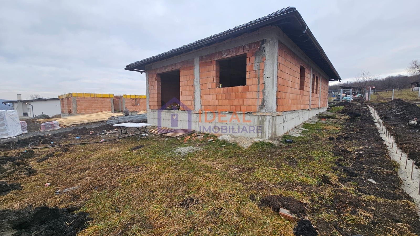 Casa pe un singur nivel cu 460 mp teren, in Cisnadie - Poză 7