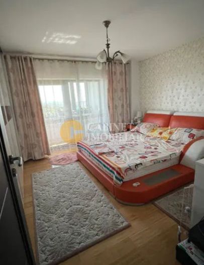 Copou - 4 camere - 107mp - garaj - etaj intermediar - Poză 4