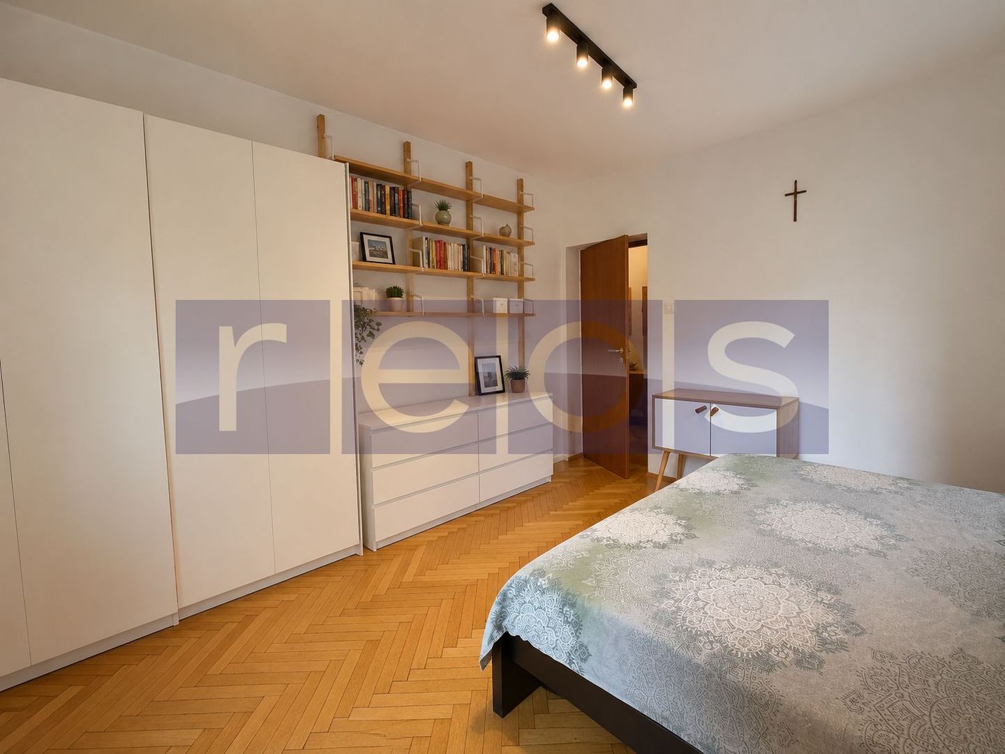 VANZARE 2 CAMERE | ETAJ 2 | FĂRĂ RISC SEISMIC | PIATA VICTORIEI - Poză 3