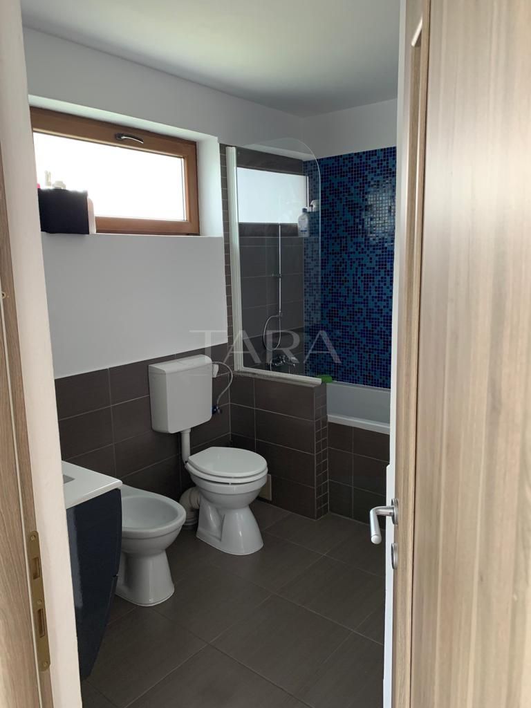 Înconjurată de verdeață – Casa ideală pentru tine și familia ta. - Poză 11