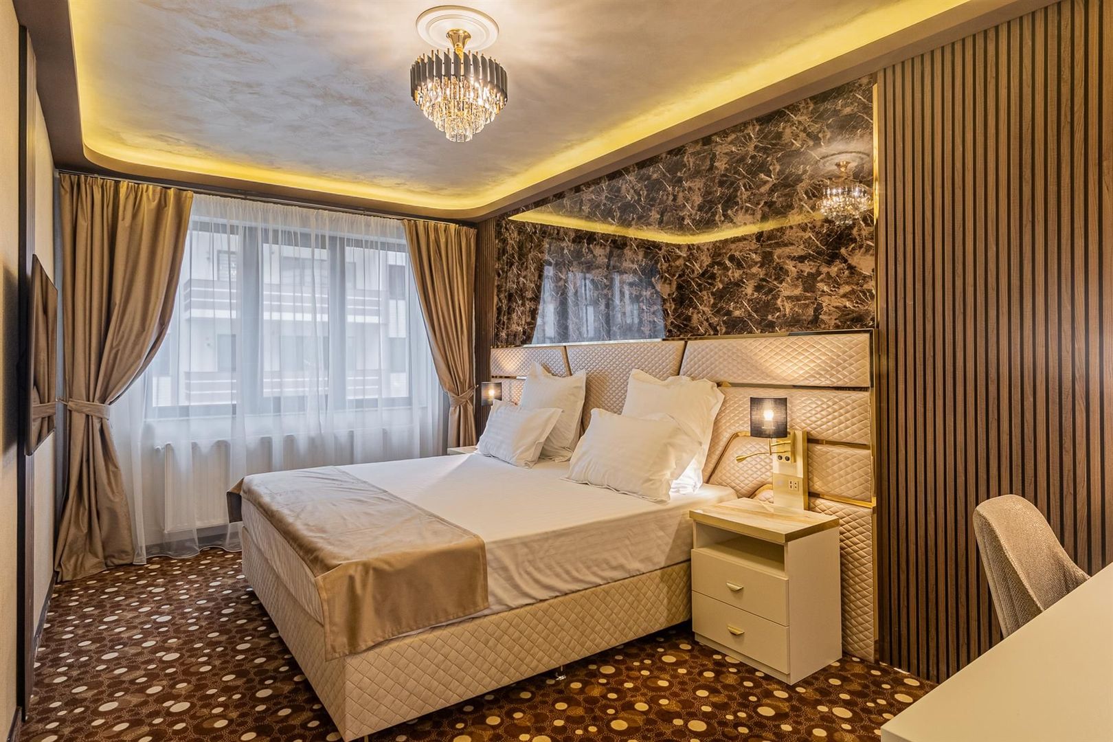 Apartament 2 camere | 2 bai | LUX | Parcare | Tractorul - Poză 3