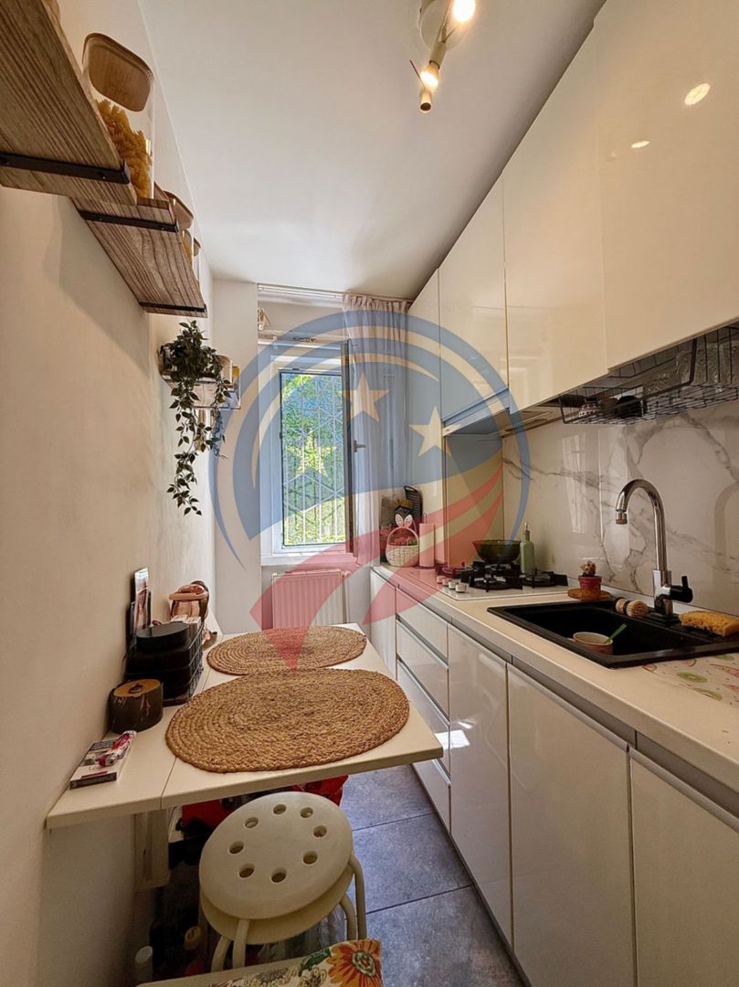 Apartament 3 camere/de inchiriat/Parter/Craiovita Noua - Poză 9