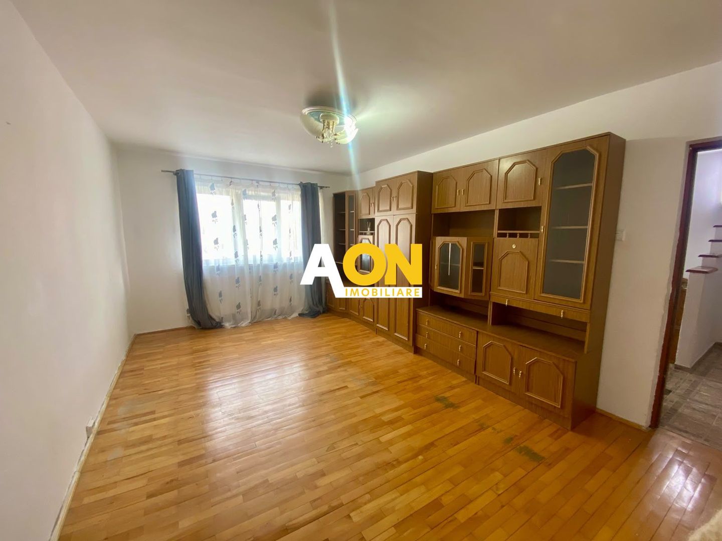 Apartament 2 Camere Decomandate, Loc de Parcare - Poză 6