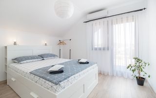 Casa cu 4 dormitoare | Cartierul Tineretului | Oradea - Poză 10