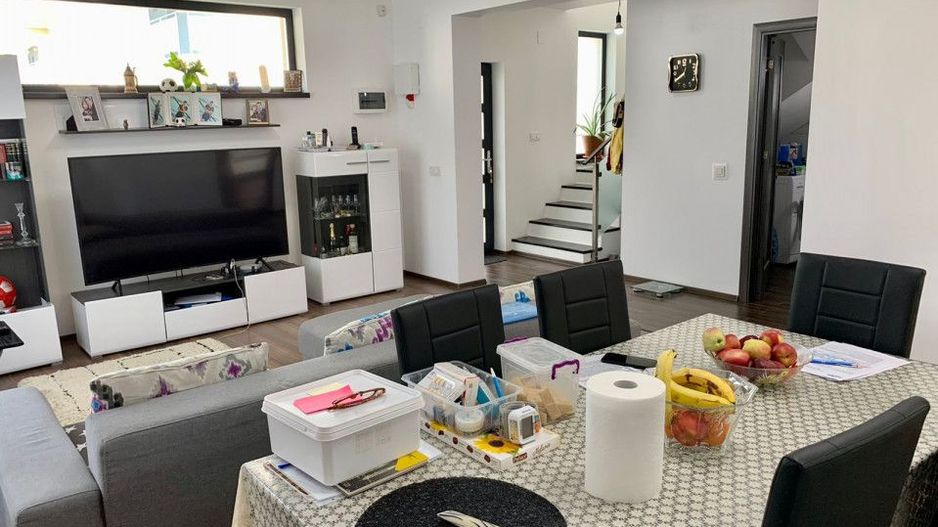 Vanzare Vila zona Slava Pitesti - Poză 3