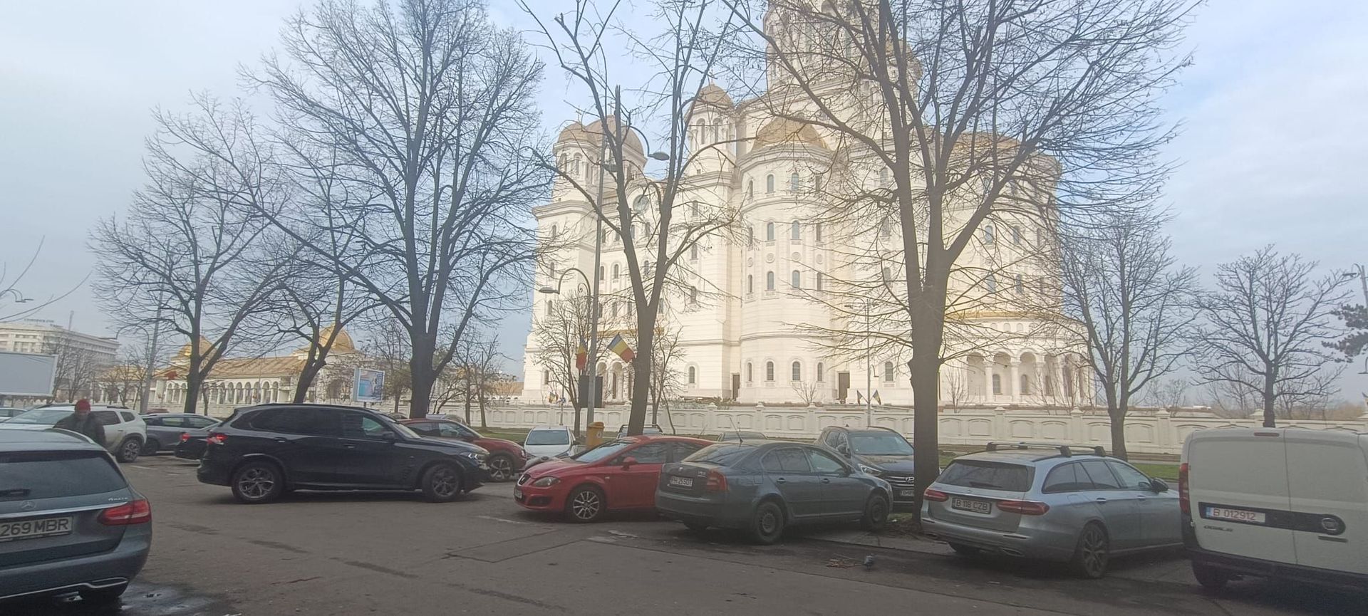 Spațiu Cafenea, Salon Cos., Cab.Stomat. !Vis a vis de Catedrala Neamul - Poză 1