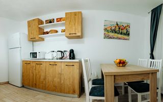 Casa cu 3 dormitoare, zona Piața Cibin - Poză 7