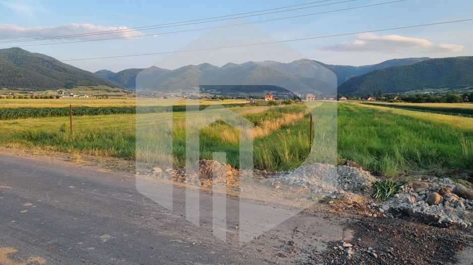 Teren Gura Râului-Orlat-1782 MP-2 fronturi-Utilitatile la 30 ml - Poză 7