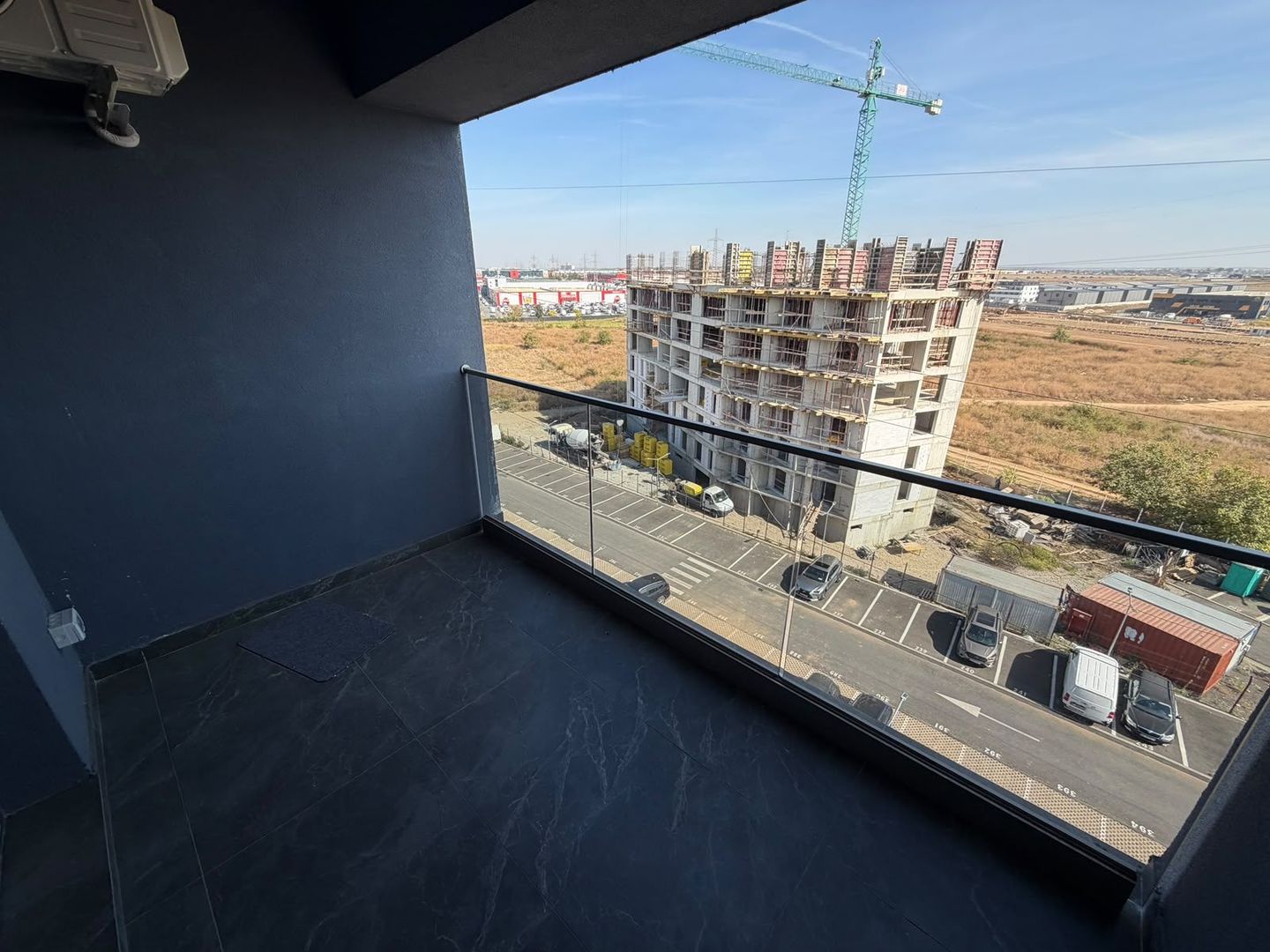 AP. 2 CAMERE- PARCARE INCLUSA, CENTRALA, BUCATARIE INCHISA, MODERN - Poză 8