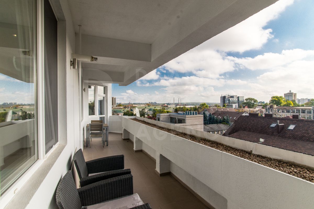 Chirie, apartament, 3 camere, str-la 31 August 1989, Centru - Poză 19