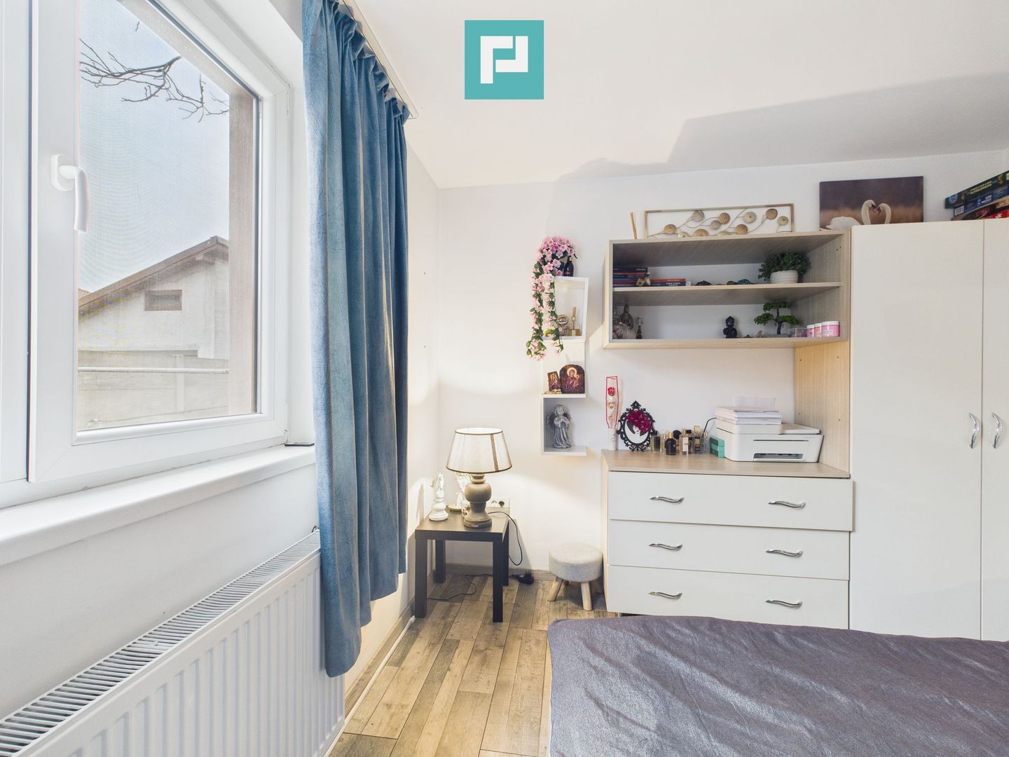 Două case pe un teren generos în Ghiroda - Poză 6