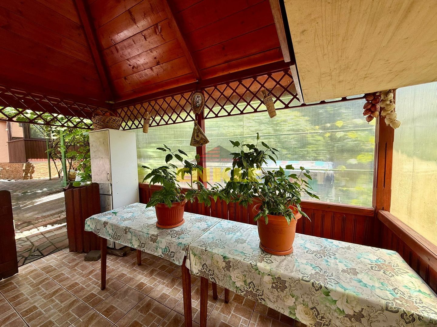 De vanzare casa P+M, 900 mp teren, zona Baisa - Poză 15