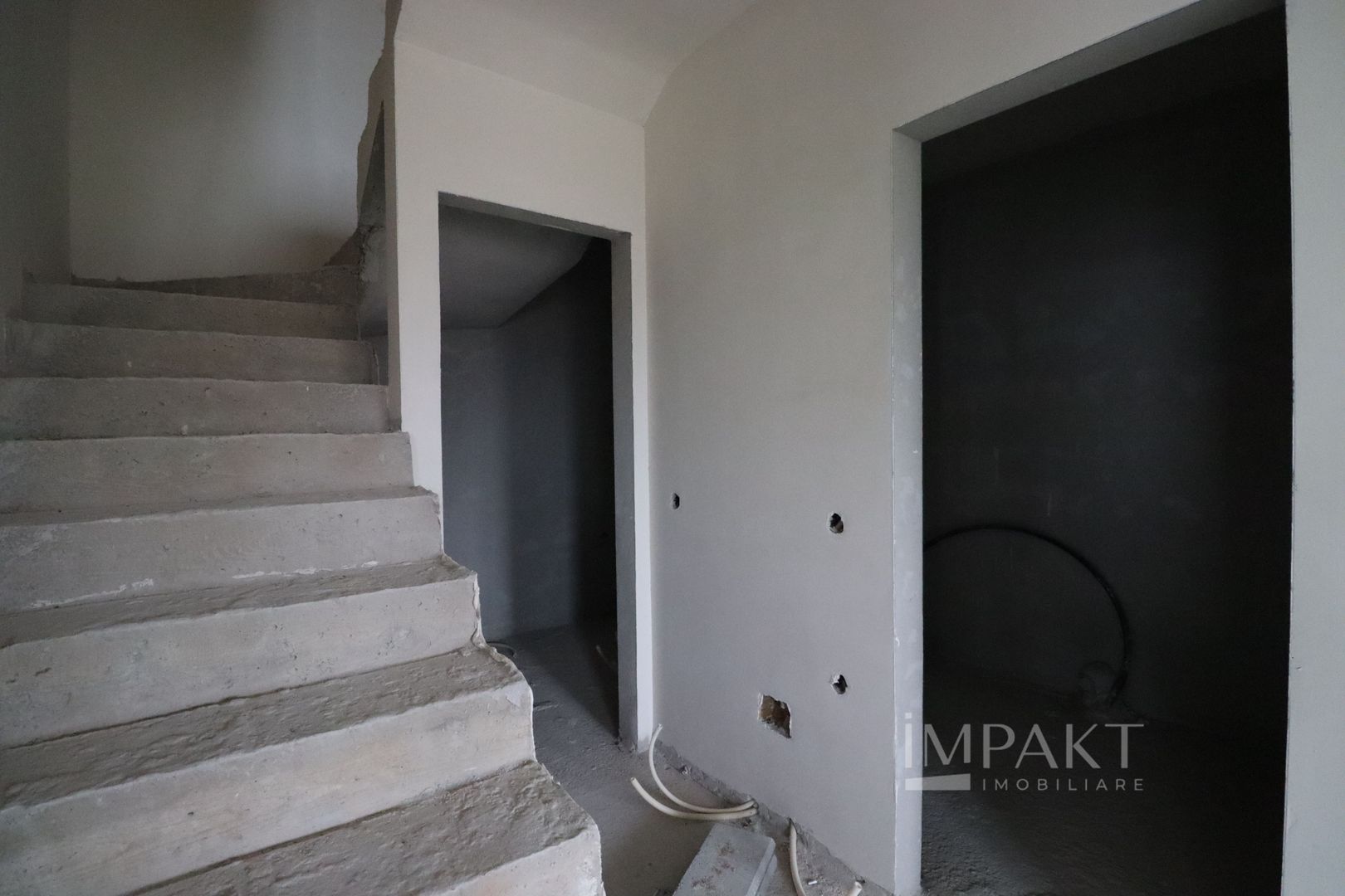 Duplex de vanzare In Dambul Rotund, teren de 697 mp! - Poză 14