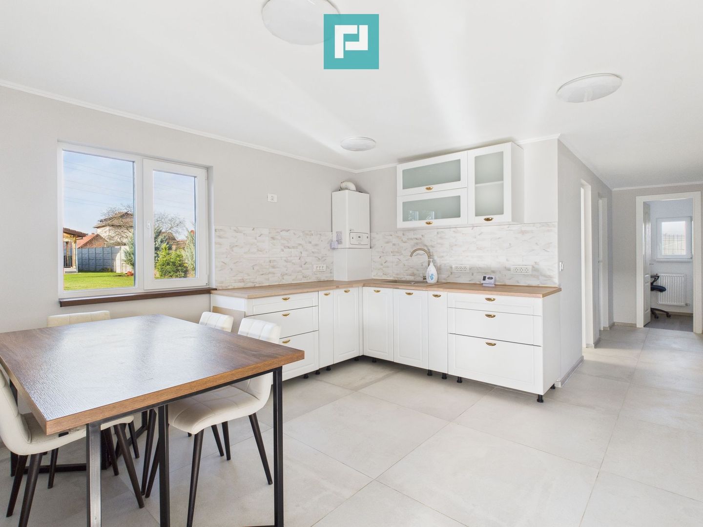 Casă 3 camere cu multiple investiții în Aradul Nou - Poză 4