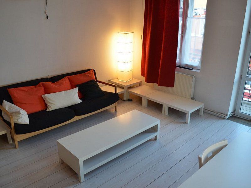 2 Camere tip studio Unirii in vila, 1/1, mobilat si utilat, intim - Poză 5