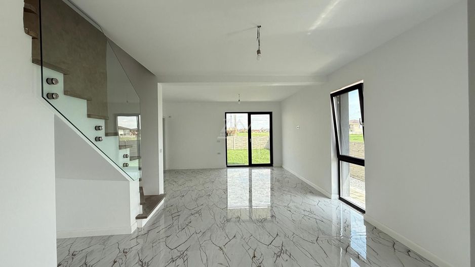 Drumul Boilor. Despartit prin camera tehnica. Toate utilitatile. - Poză 2