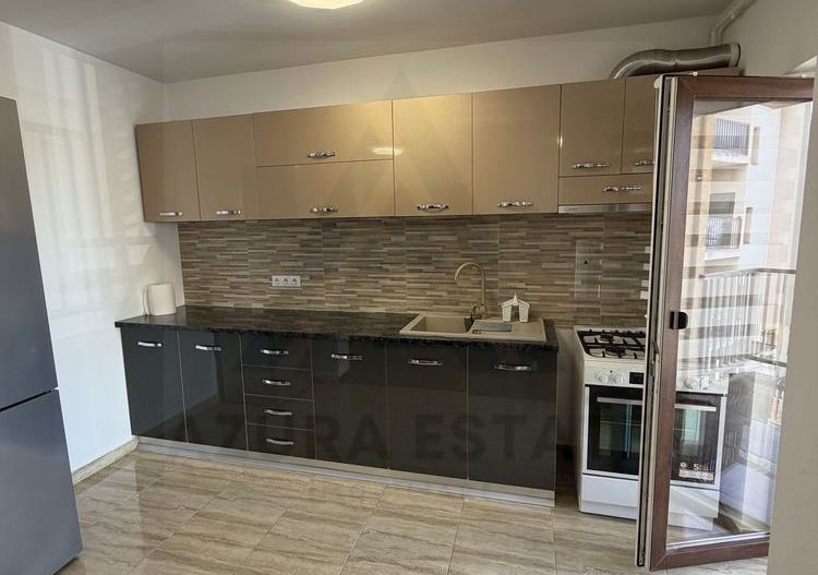 Apartament 75 mp 3 camere 2 dormitoare balcon pe strada Tiberiu Ricci - Poză 2