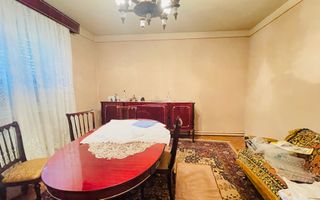 Casa spatioasa cu teren 739 mp in zona Mehala - Poză 4