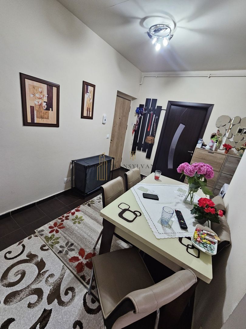 Vând apartament 2 camere decomandat - Poză 6