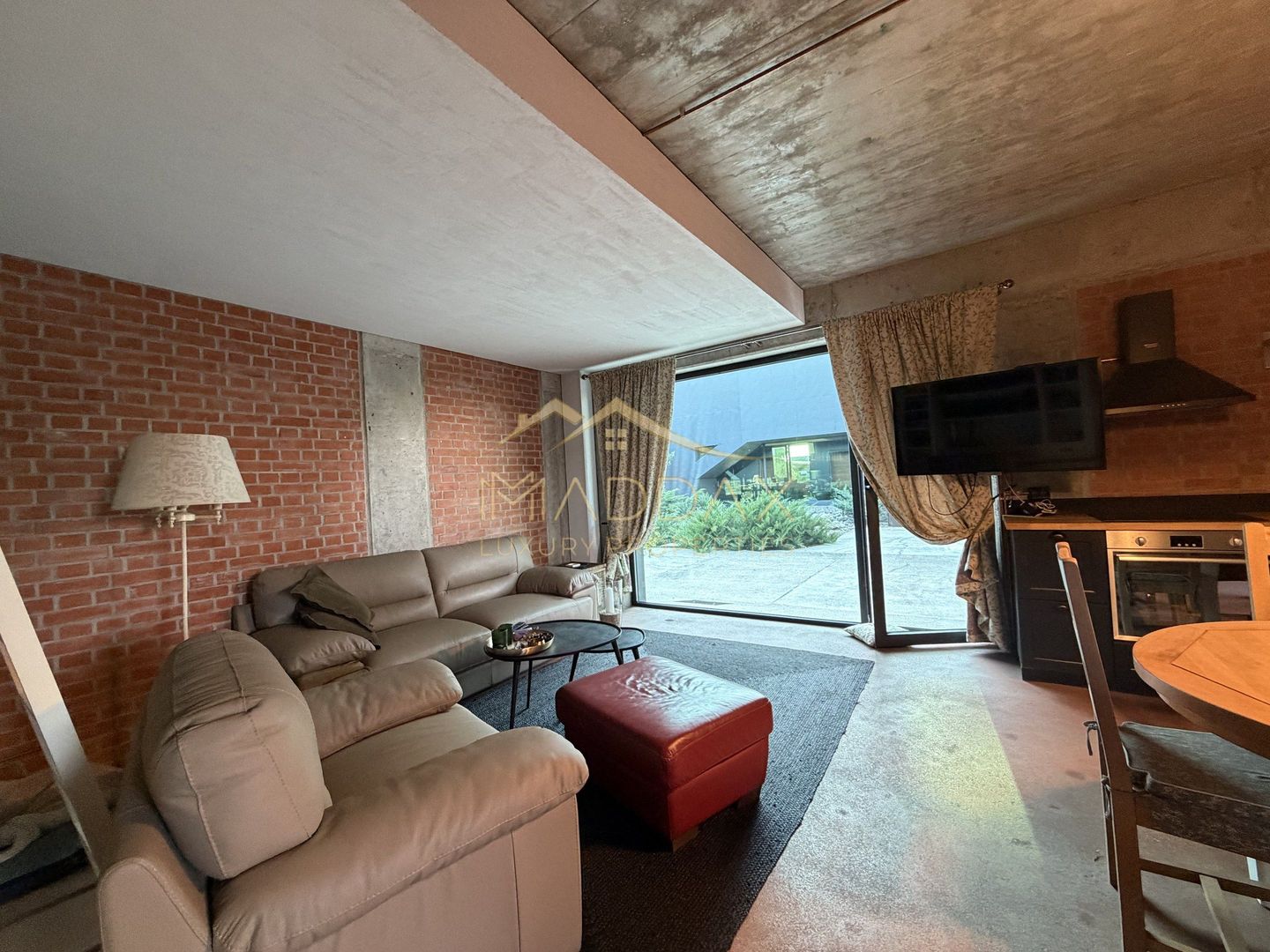 Vila Exclusivista *2223mp teren* / Piscina proprie / 5 garaje / Otopeni - Poză 37