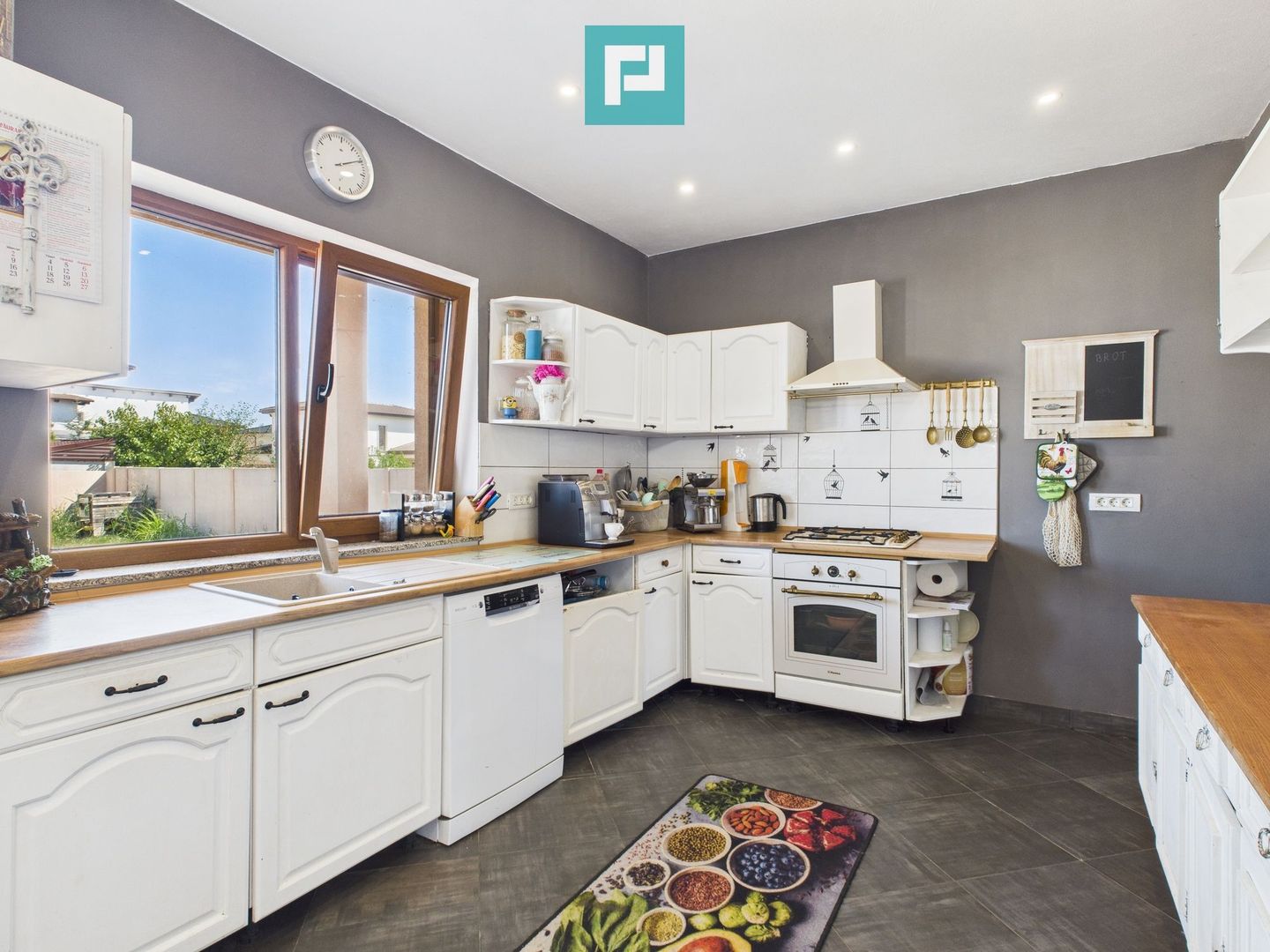 Casă modernă cu 6 camere în Vladimirescu - Poză 17