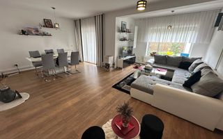 Casă / Vilă cu 5 camere zona Lunei - Poză 1