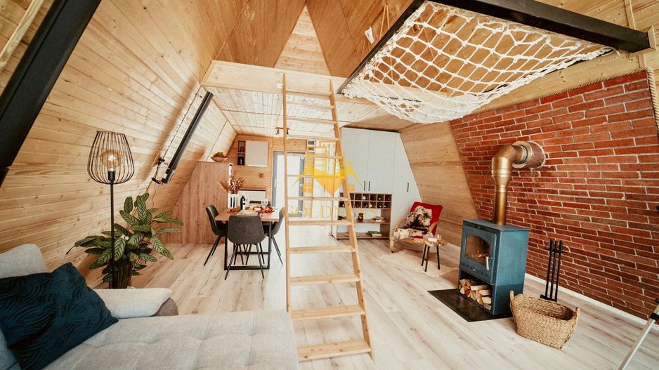 Afacere la cheie! Minicomplex 2 cabane A-frame, teren 1250mp, Vladeasa - Poză 5