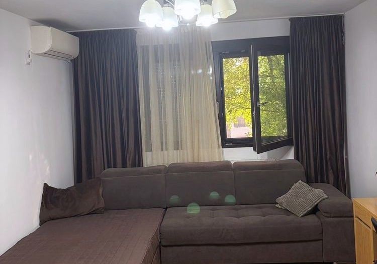 4 camere, 82 mp, parter, parcare, boxă, renovat, metrou la 400 m - Poză 2