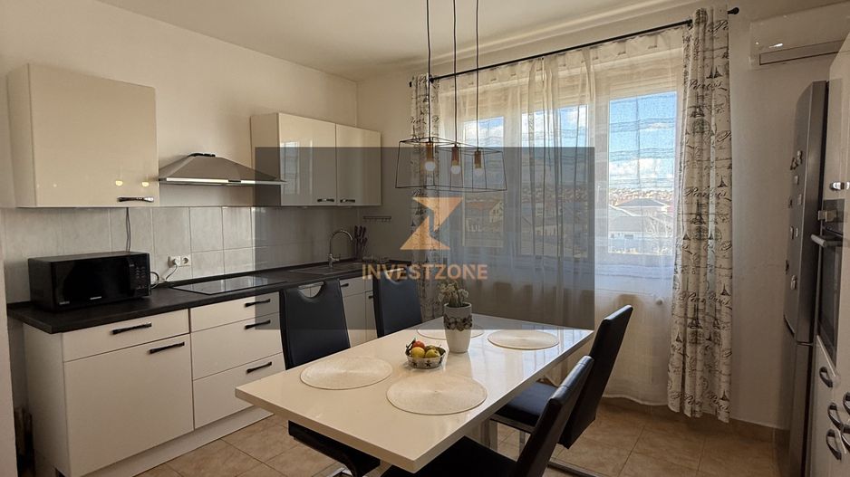 Apartament 3 camere spațios Oradea - Poză 11