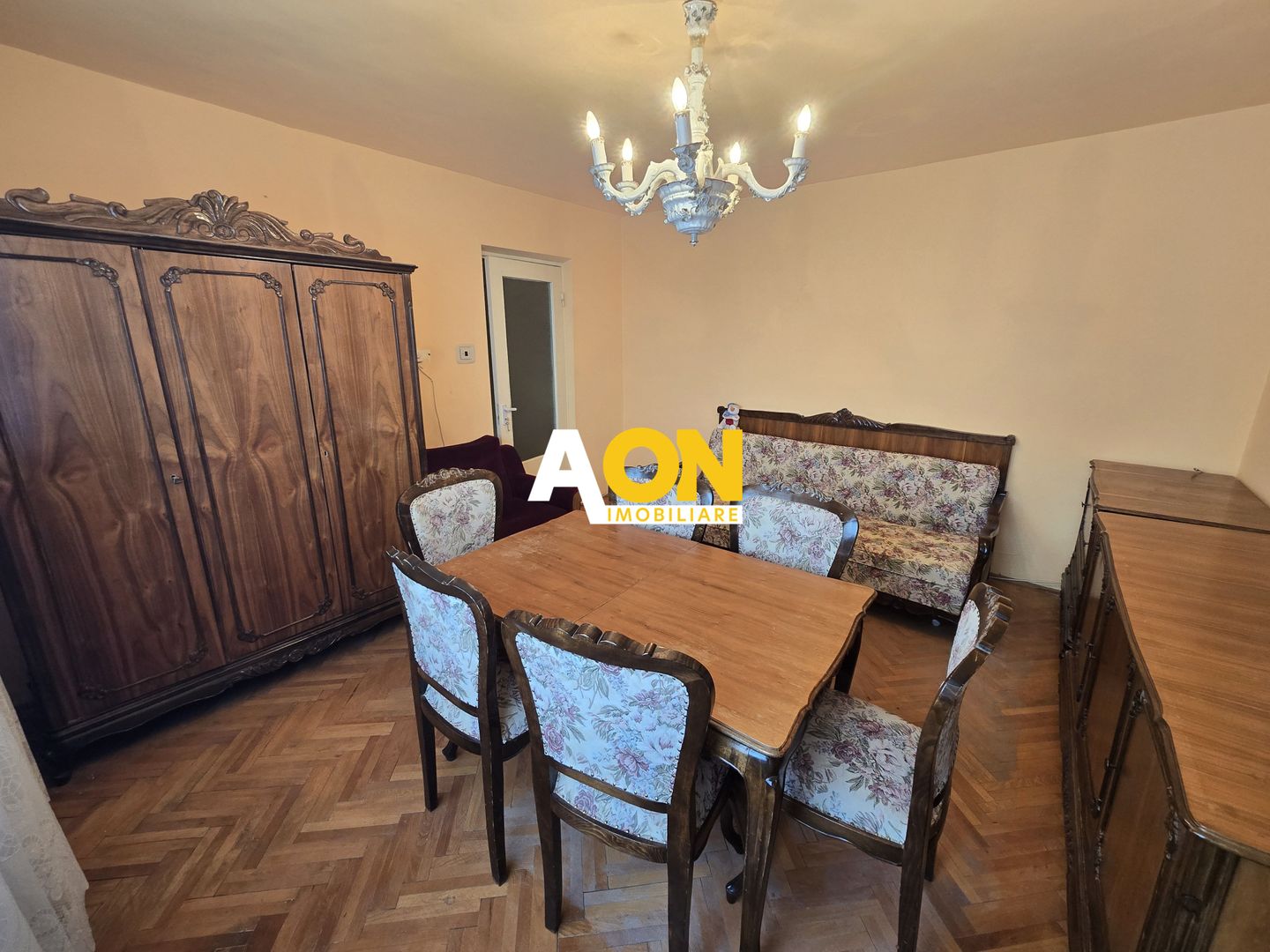 Apartament 1 Camera Zona Cetate, M-uri - Poză 1