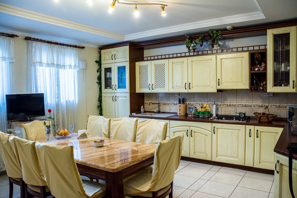 VILA INTERBELICA RENOVATA COMPLET - Poză 20