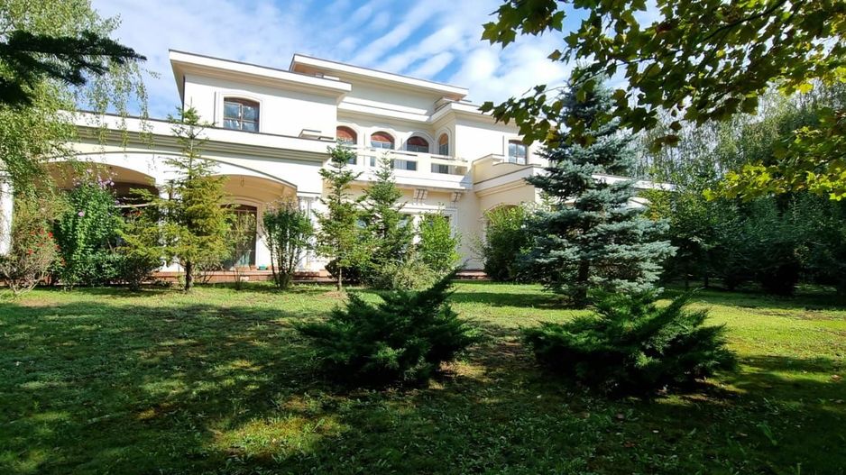 Spațiu. Lumină. Impact. Vilă unică în Prelungirea Ghencea - Poză 10