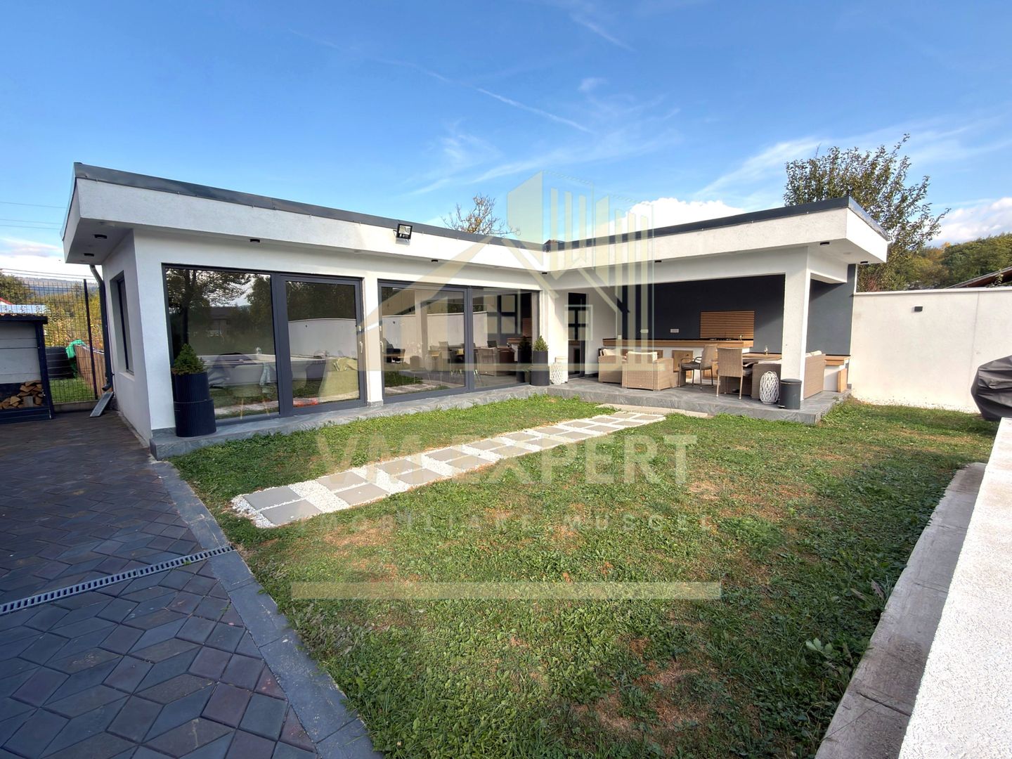 CASĂ 5 CAMERE TEREN 1600 MP CAMPULUNG - Poză 42