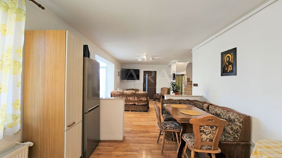 Apartament cu 7 camere de vânzare în Borhanci - Oportunitate unică! - Poză 8