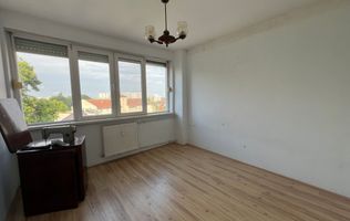Apartament 3 camere, etaj intermediar – ultracentral, Piața Victoriei