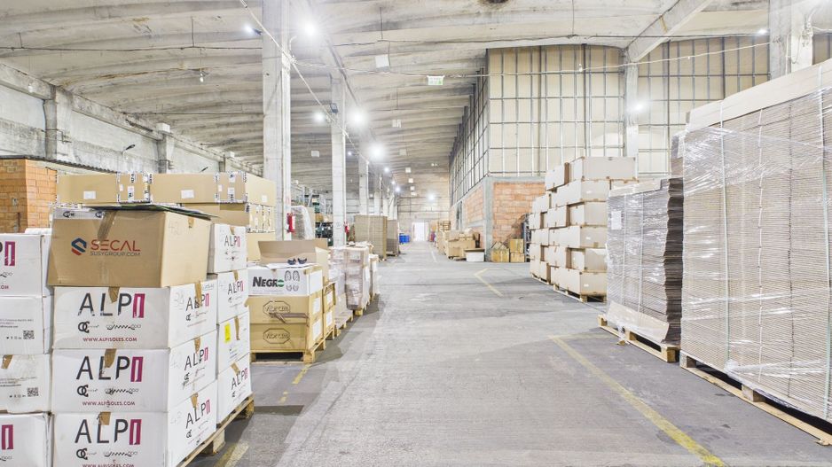 Teren 9.419 mp + hale 7.000 mp – Huși, Vaslui - Poză 3