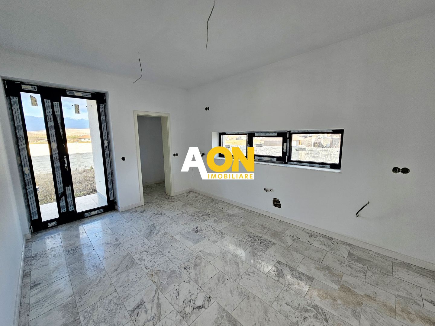 Casa individuala de vanzare, 4 camere, 2 bai, 448mp teren - Poză 5
