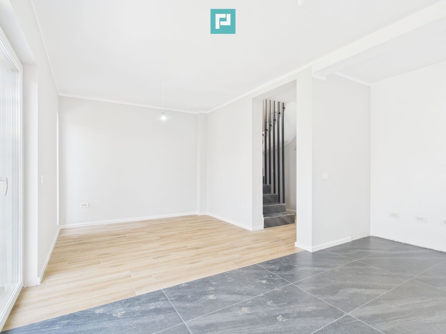 Casă Nouă si Modernă în  Remetea Mare - Poză 8