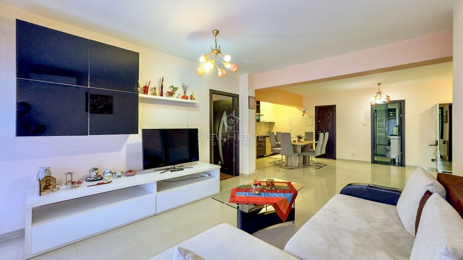 Apartament 3 camere, Parcarey, zona Bulgaria - Poză 12