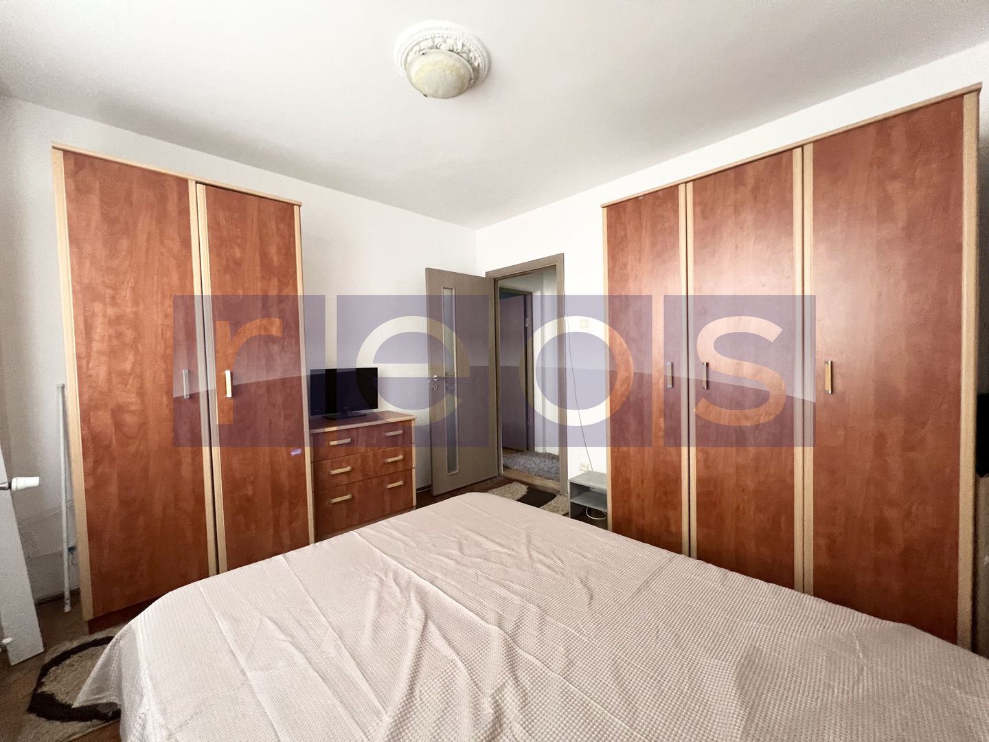 VANZARE 2 CAMERE | ZONA DOMENII | PARTER | MOBILATA & UTIL - Poză 4