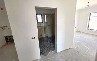Casa noua, 4 camere, cu predare la cheie, 510 mp teren, Cetate - Poză 11